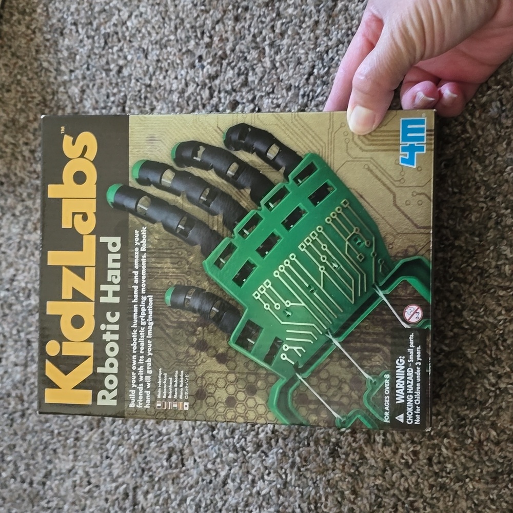Kidzlabs Robotic Hand